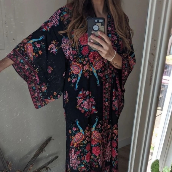 Tops - Hotel Paradiso Gypsy Print Kimono